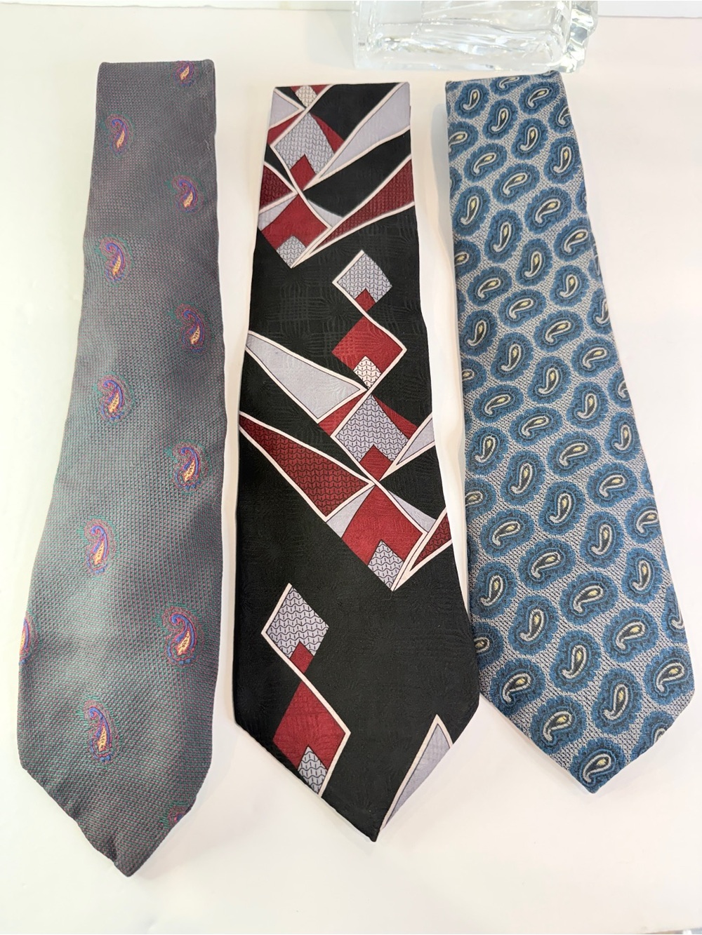 Vintage Oscar de la Renta Silk Tie Lot Resilio Paisley Designer Neckties